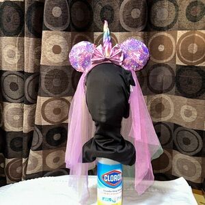 DISNEYPARKS EXCLUSIVE  Minnie Mouse Unicorn Pink Sequin Veil Ears Headband